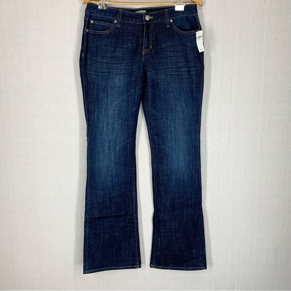GAP~NWT~Women’s Curvy Flare‎ Dark Vintage Mid Rise Jeans~Sz 8/29R - Picture 3 of 14